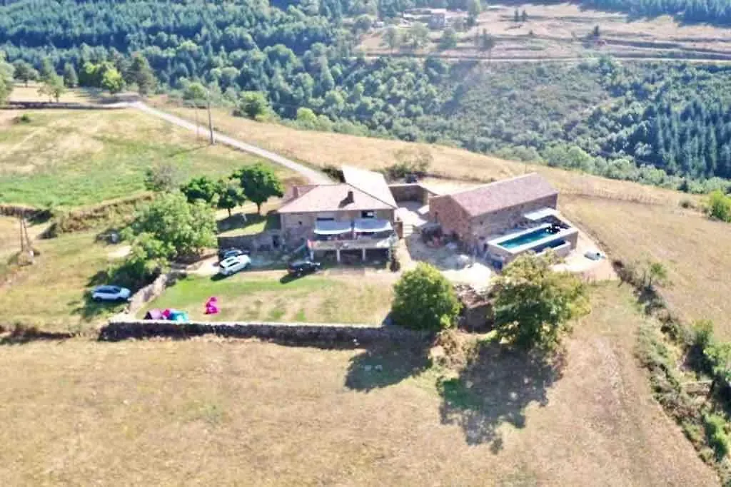 Casariou Les Bernards Villa Grande Batisse 12P Avec Cheminee Bain Nordique Billiard Piscine Vaudevant